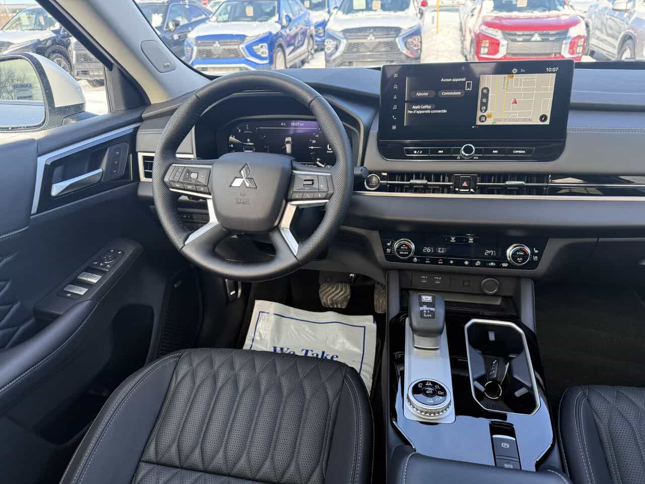 2025 Mitsubishi Outlander SEL S-AWC, Siège électrique, Volant chauffant - Image 15