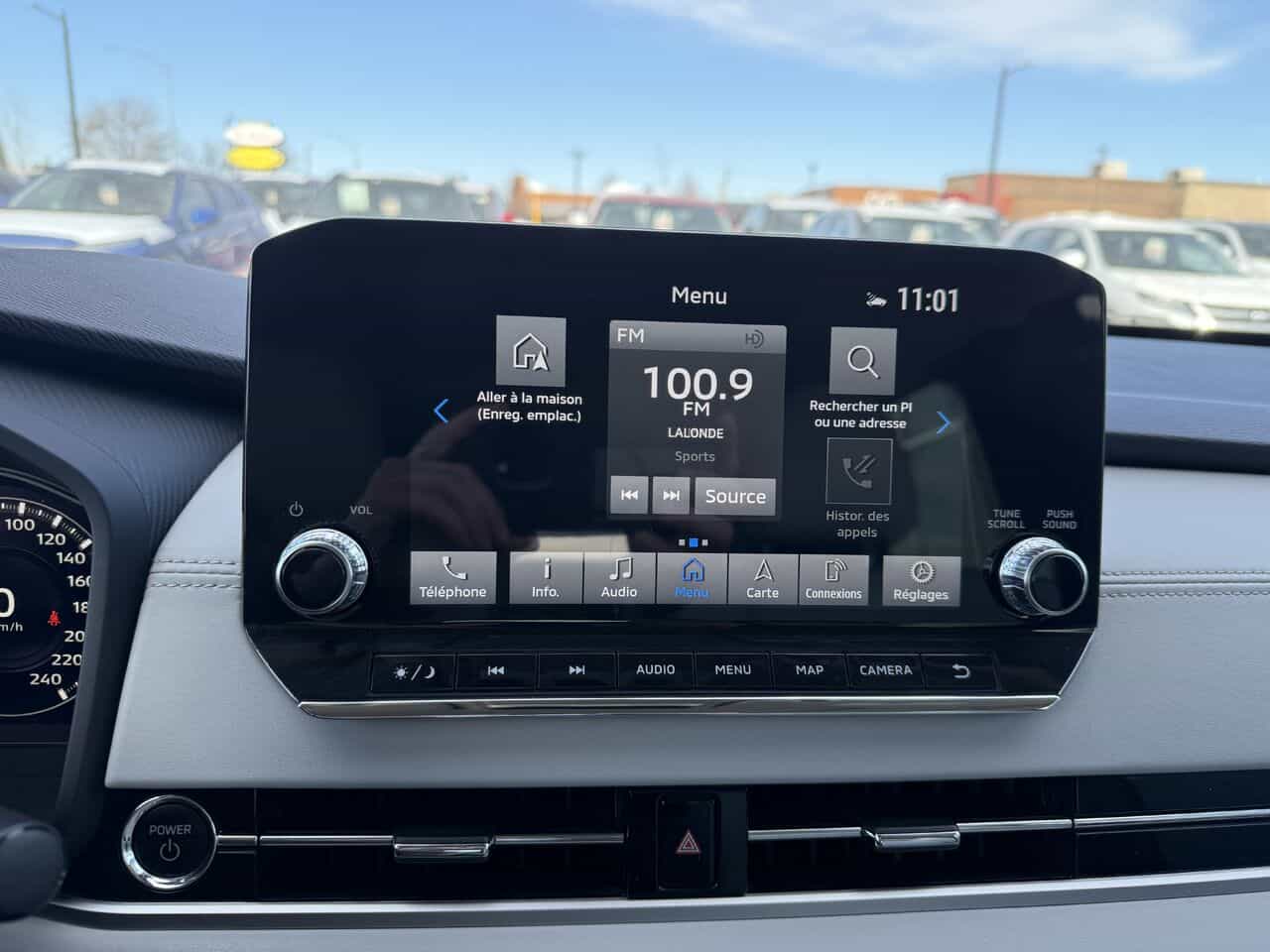 2023 Mitsubishi Outlander PHEV SEL S-AWC, Volant chauffant, 7 passagers - Image 24