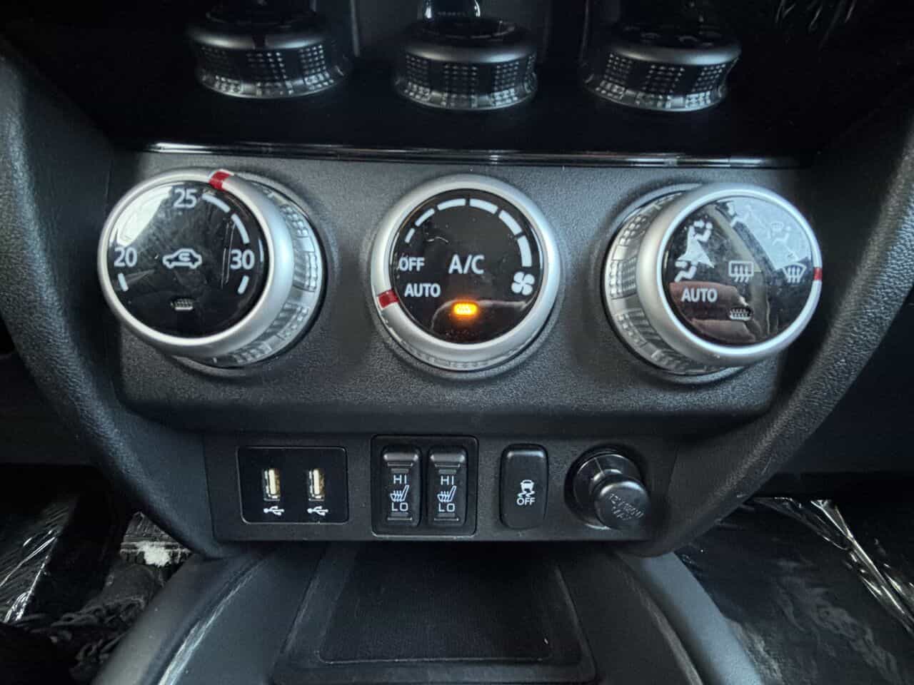 2023 Mitsubishi RVR Es Awc, Bancs Chauffants, Cruise Control, Caméra De Recul. - Image 21