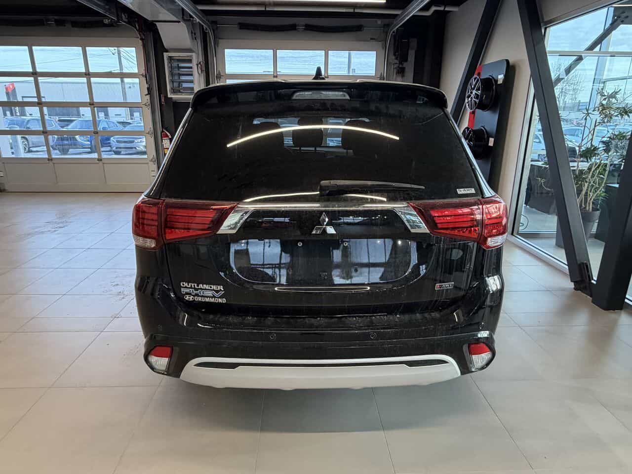 2021 Mitsubishi Outlander PHEV SEL S-AWC, Hybride, Entrée sans clef, Jamais accidenté - Image 8