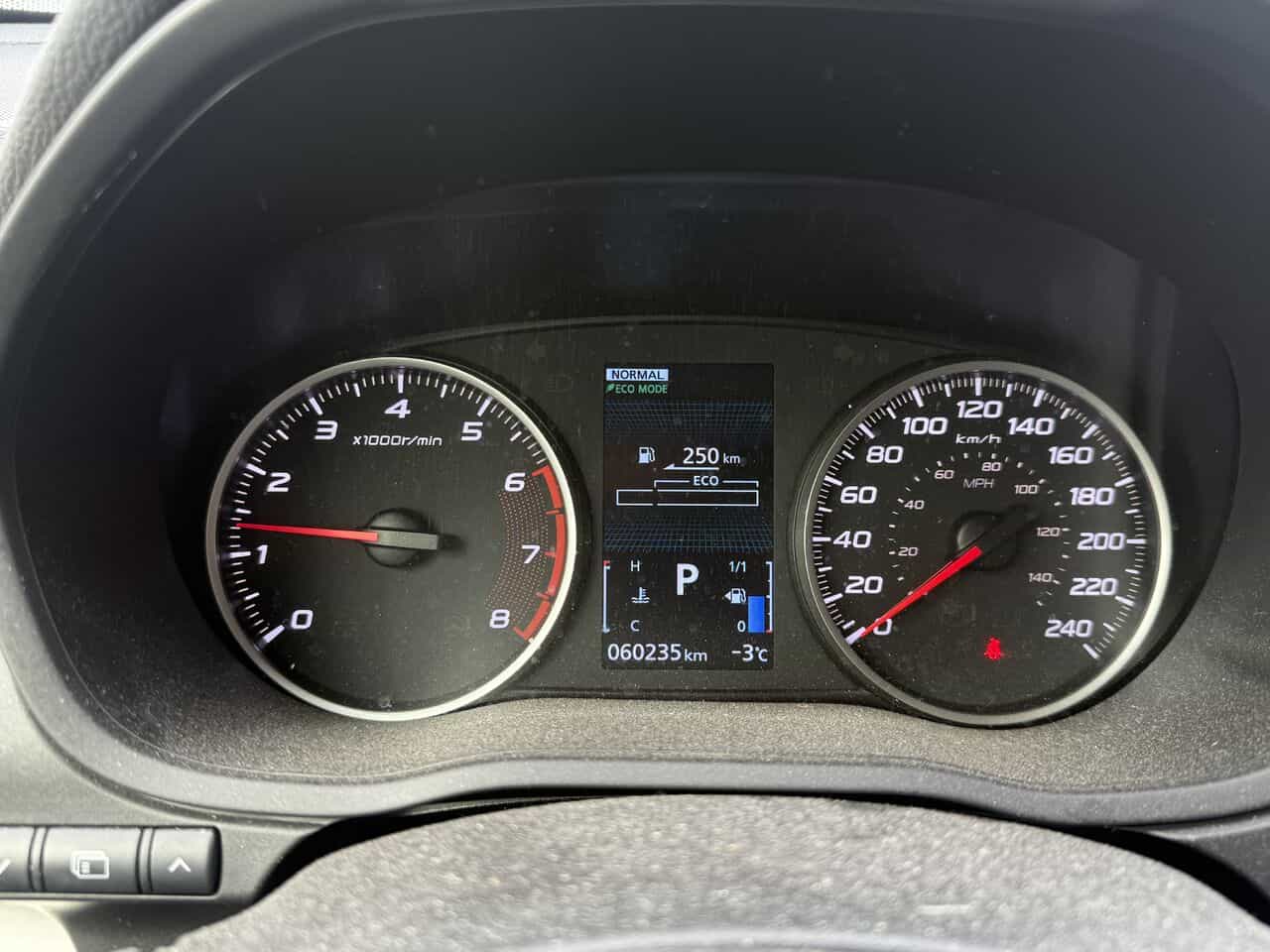 2024 Mitsubishi Eclipse Cross ES S-AWC, Sièges chauffants, Apple Carplay/Android Auto - Image 8