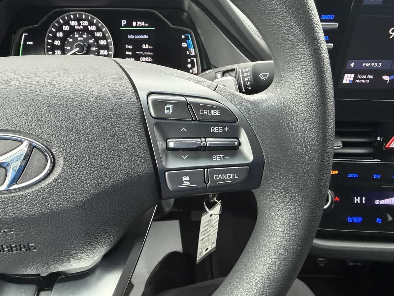 Image 16 Hyundai Ioniq Essential, Aides à la conduite, Climatisation multi-zones 2021