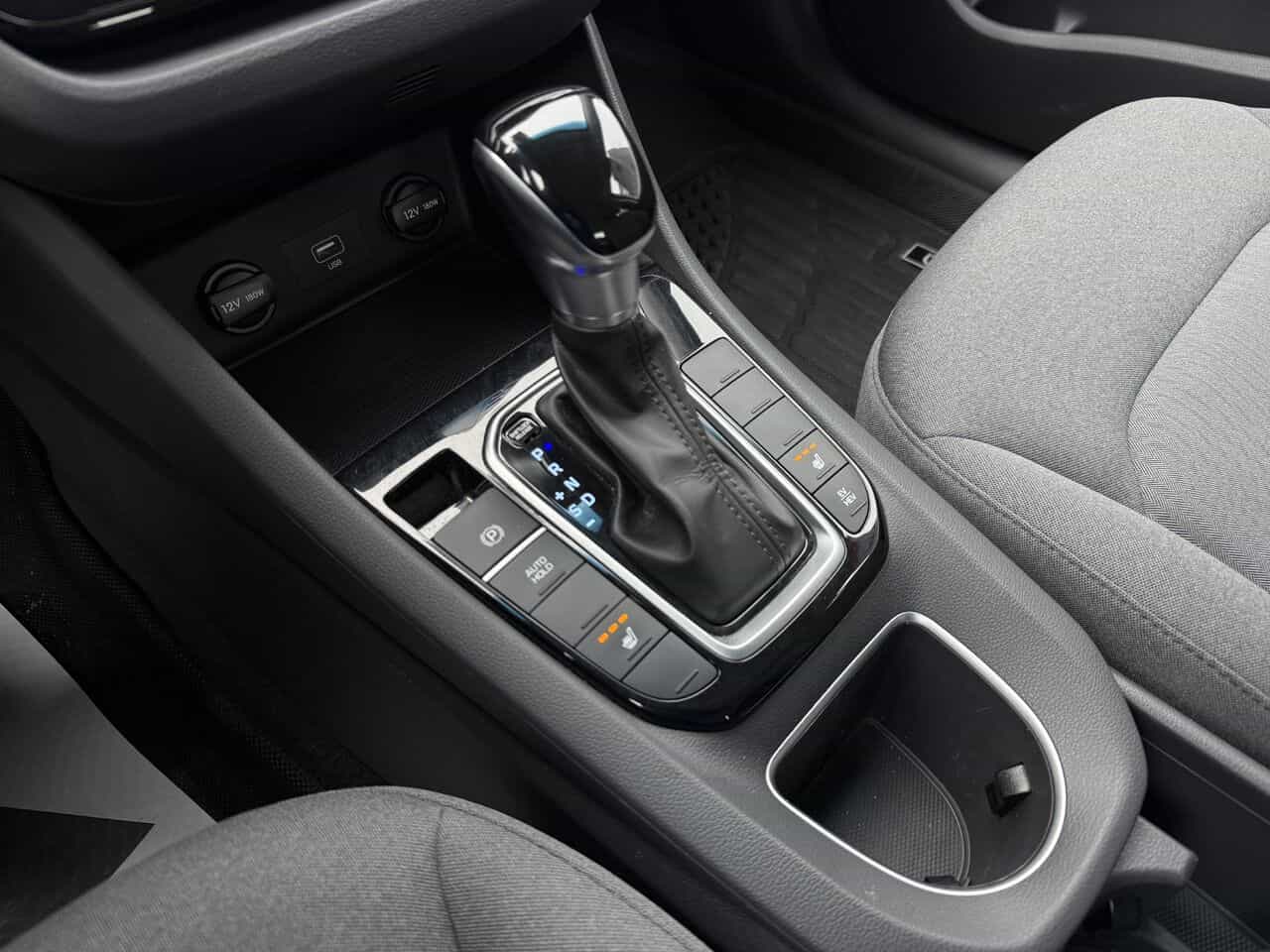 2021 Hyundai Ioniq Essential, Aides à la conduite, Climatisation multi-zones - Image 20