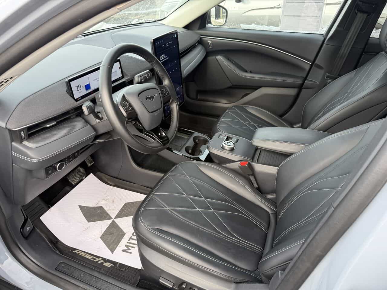 2024 Ford Mustang MACH-E Sélect Awd, Aides à la conduite, Hayon électrique - Image 9