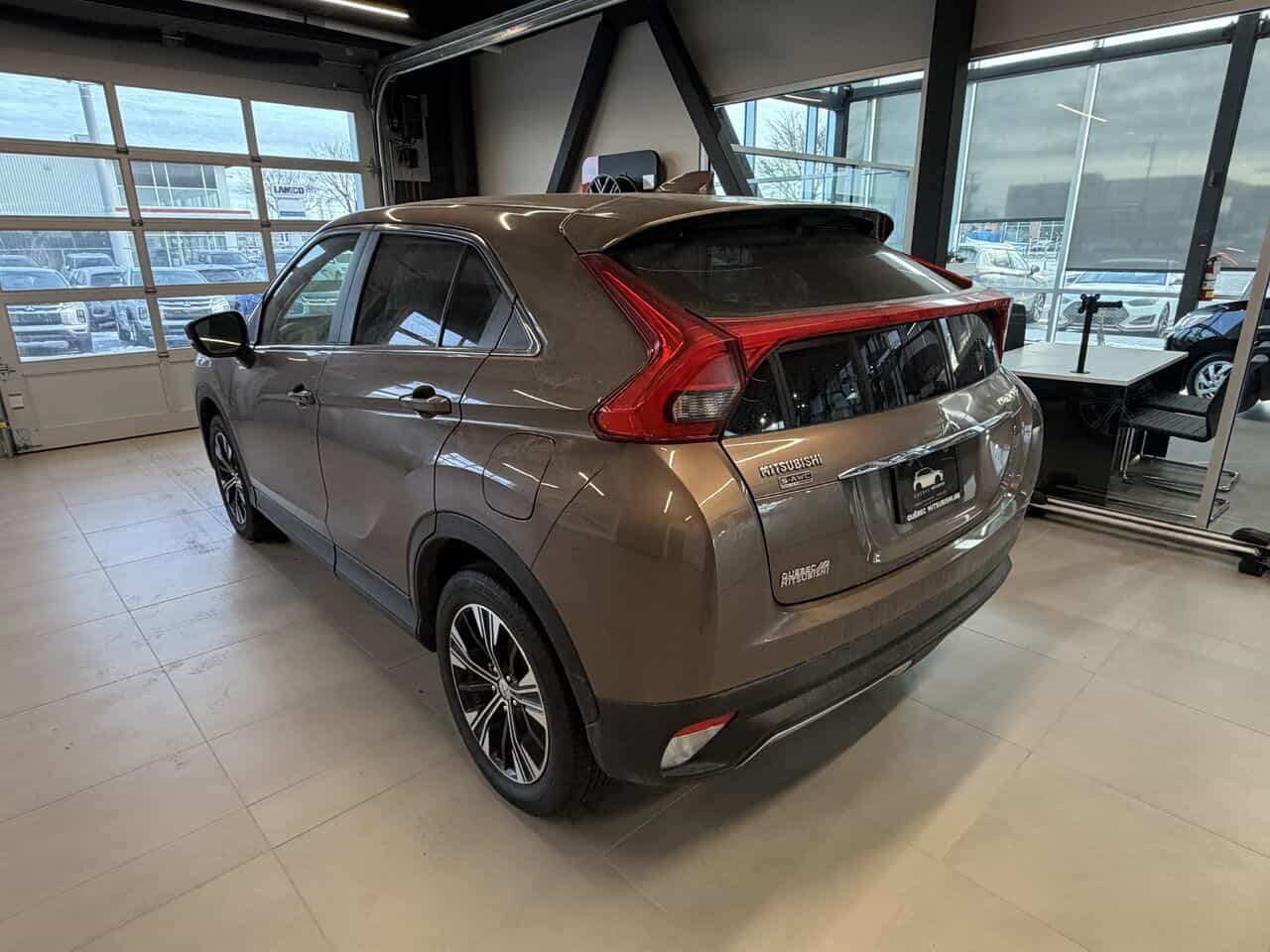Image 6 Mitsubishi Eclipse Cross SE AWC, Awd, Démarreur à distance, Entrée sans clef, 2019
