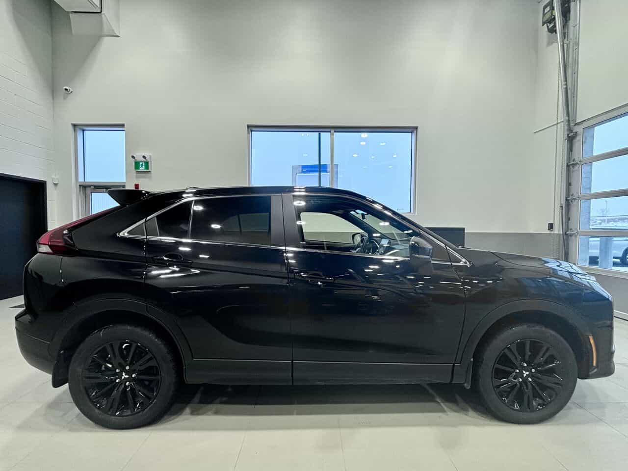 2023 Mitsubishi Eclipse Cross Édition carbone S-AWC - Image 5