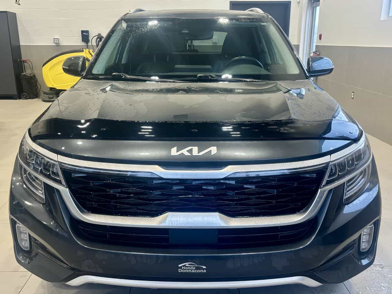 2023 Kia Seltos EX Premium TI - Image 2