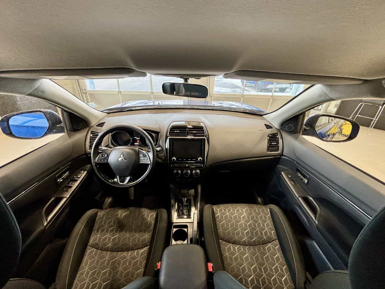 2024 Mitsubishi RVR Se Awc - Image 16