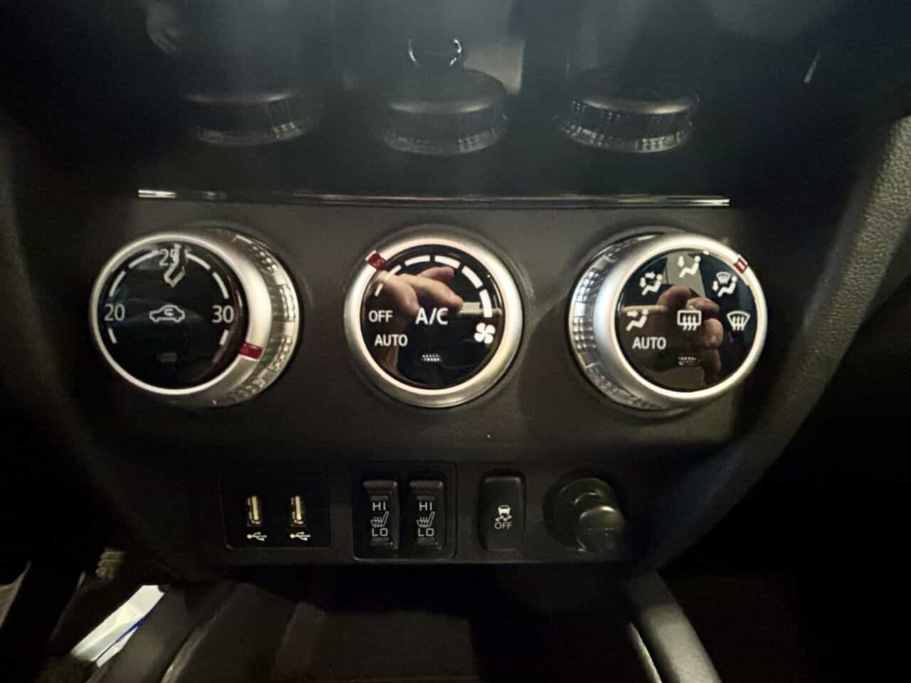 2024 Mitsubishi RVR Se Awc - Image 22