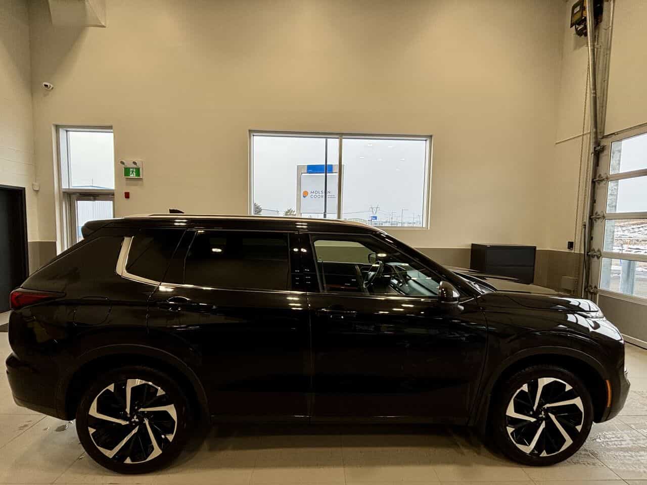 Image 6 Mitsubishi Outlander GT Premium S-AWC 2024