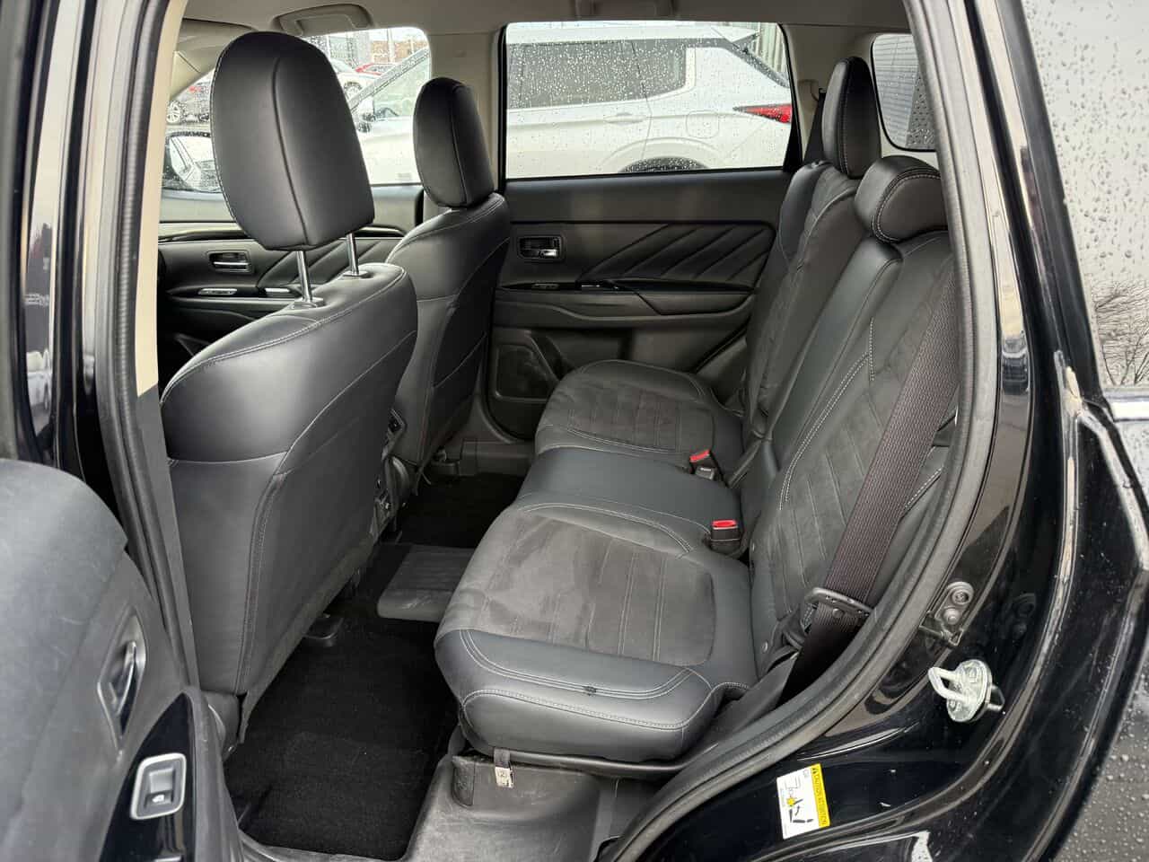 Image 10 Mitsubishi Outlander PHEV SE S-AWC, Sièges électriques, Entrée sans clef 2022