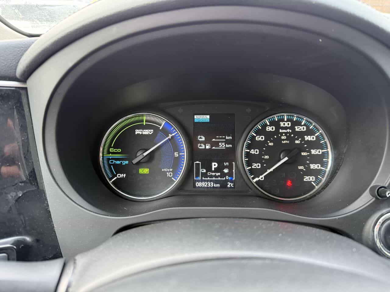 Image 14 Mitsubishi Outlander PHEV SE S-AWC, Sièges électriques, Entrée sans clef 2022