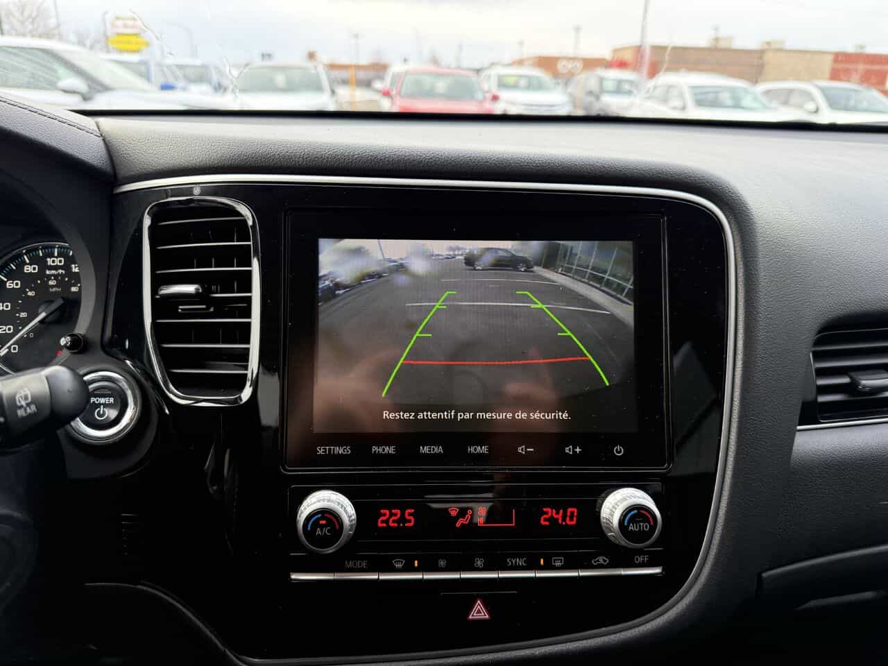 Image 20 Mitsubishi Outlander PHEV SE S-AWC, Sièges électriques, Entrée sans clef 2022