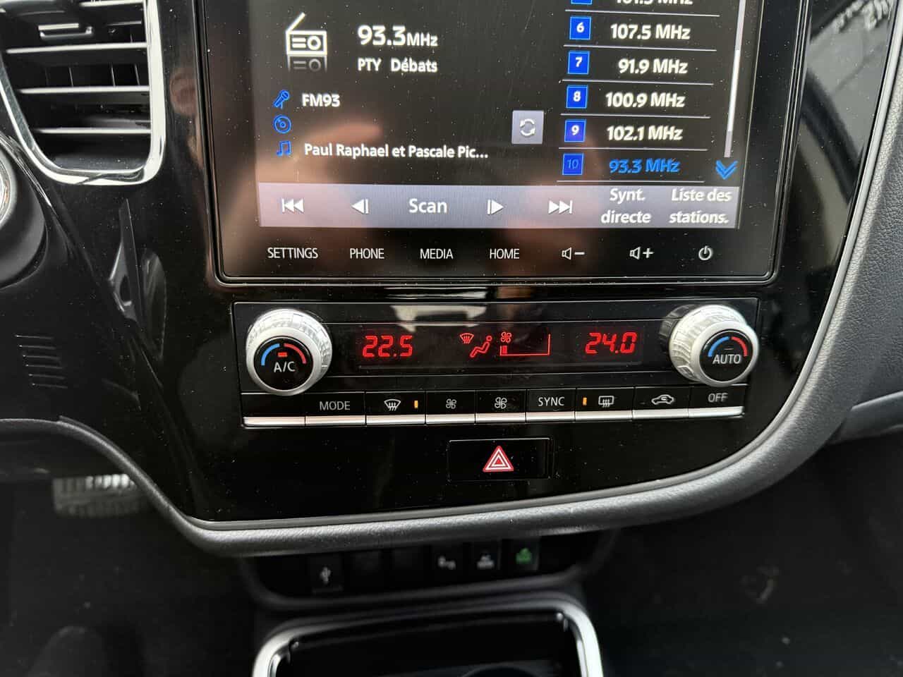 Image 22 Mitsubishi Outlander PHEV SE S-AWC, Sièges électriques, Entrée sans clef 2022