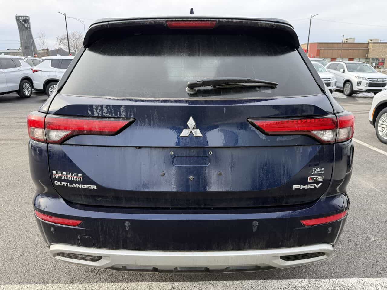 Image 6 Mitsubishi Outlander PHEV LE S-AWC, Siège électrique, Hybride 2024