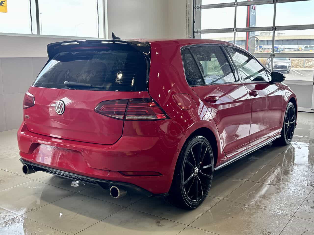Image 6 Volkswagen Golf GTI Autobahn 2021