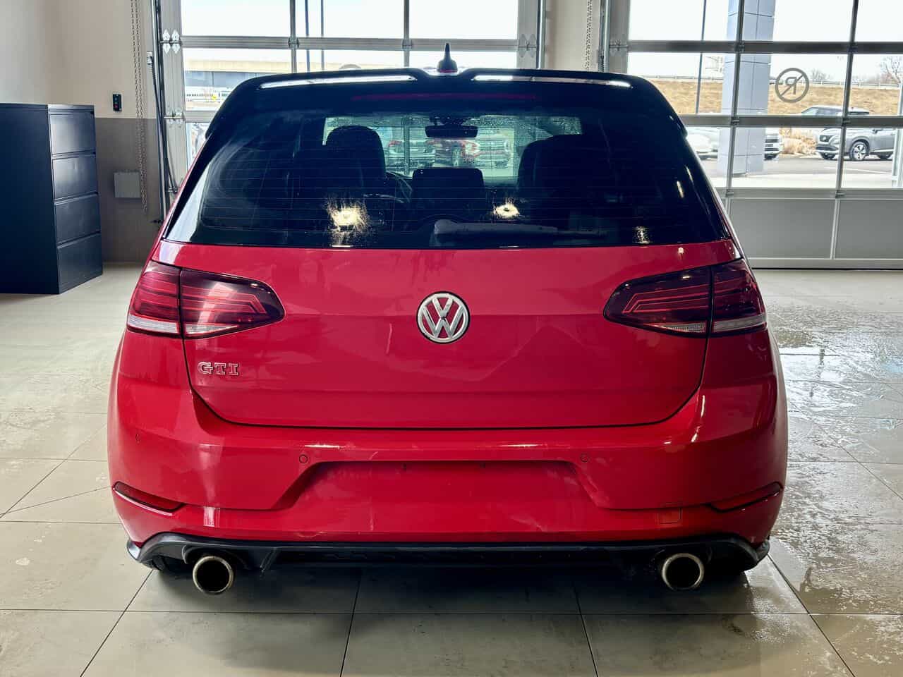 Image 7 Volkswagen Golf GTI Autobahn 2021