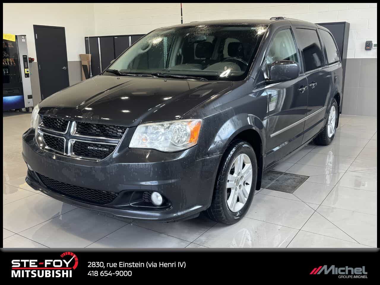 2012 Dodge Grand Caravan Familiale à 4 portes, cabine multiplaces - Image 1
