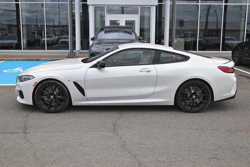 Image 3 BMW M850i xDrive Coupe 2025