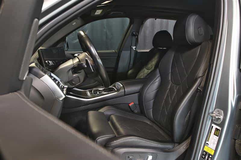 Image 16 BMW X5 xDrive40i véhicule d'activités sportives 2024