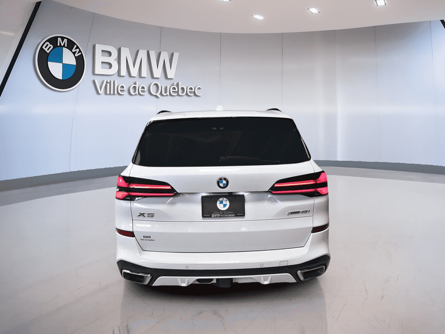 Image 7 BMW X5 xDrive40i véhicule d'activités sportives 2024