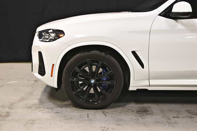 Image 6 BMW X3 xDrive30i véhicule d'activités sportives 2024