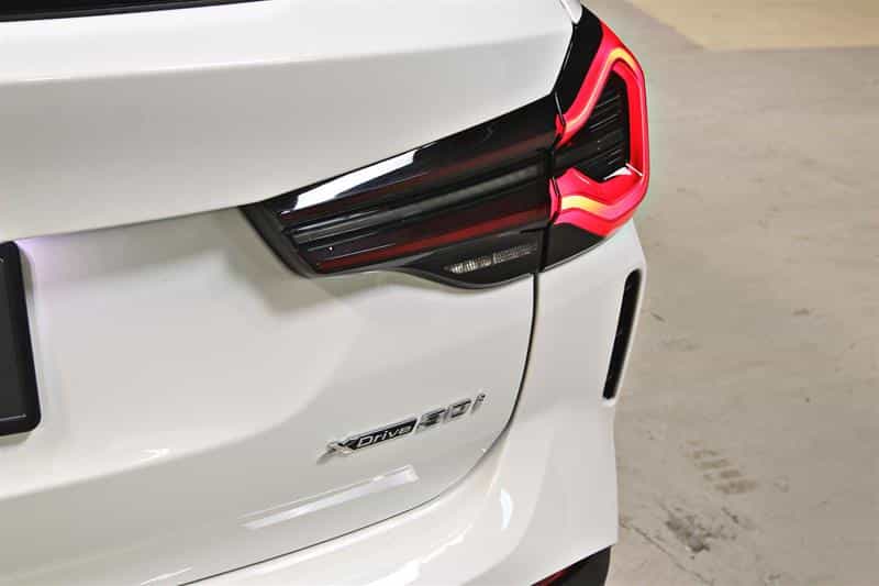 Image 8 BMW X3 xDrive30i véhicule d'activités sportives 2024