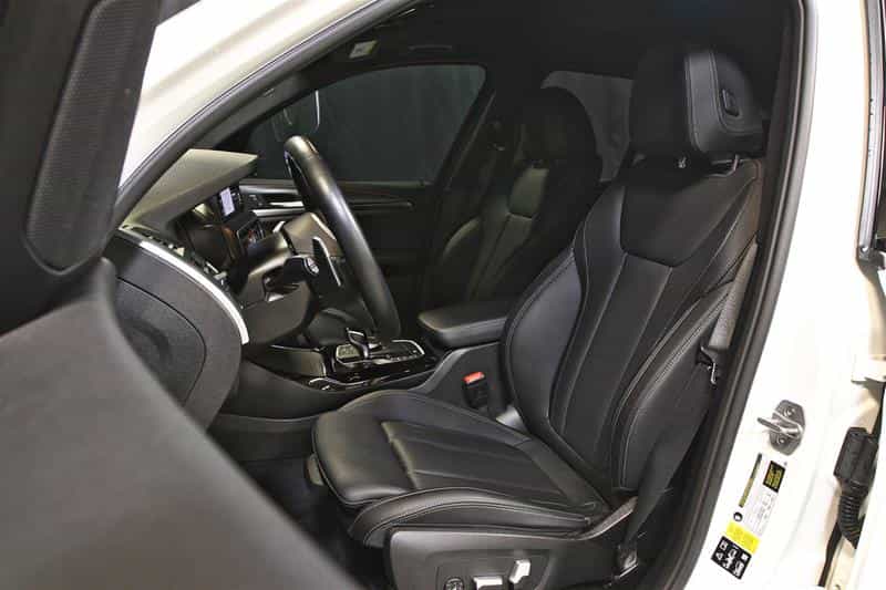 Image 17 BMW X3 xDrive30i véhicule d'activités sportives 2024