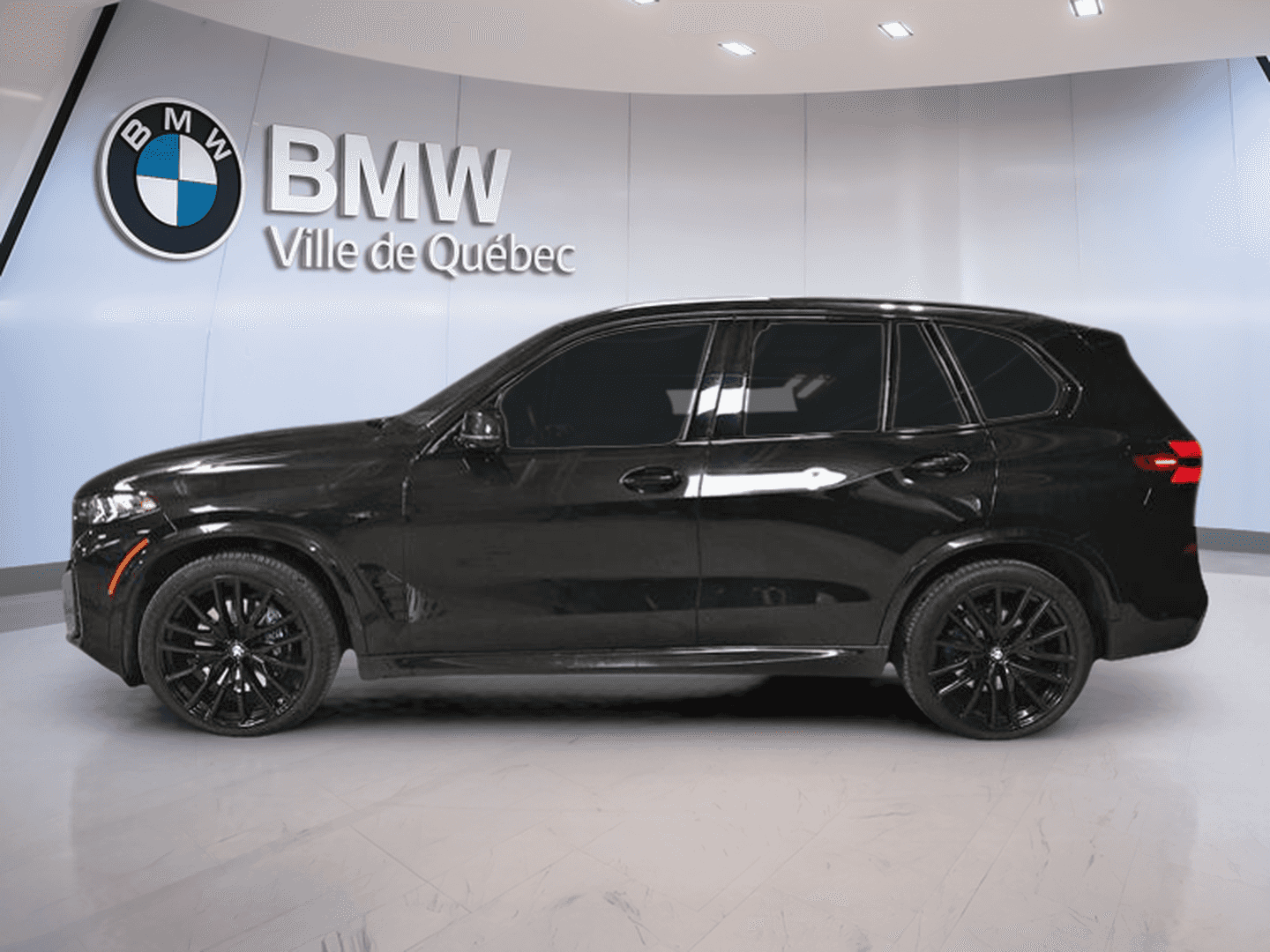 Image 5 BMW X5 xDrive40i véhicule d'activités sportives 2025