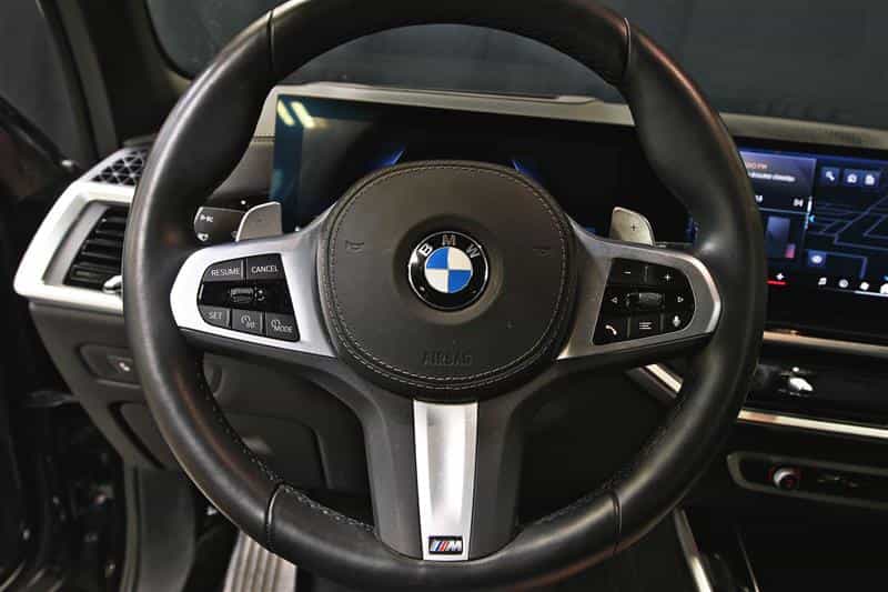 Image 14 BMW X5 xDrive40i véhicule d'activités sportives 2025