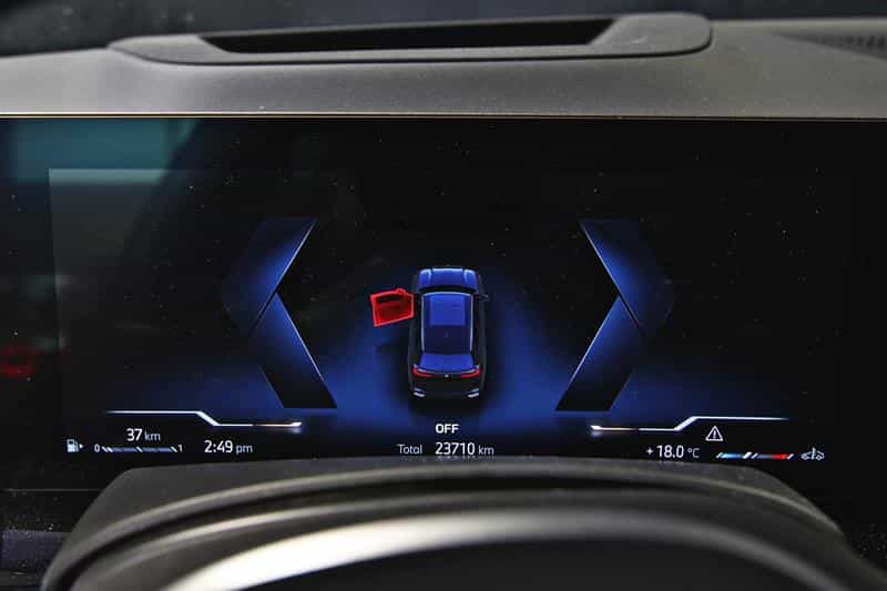 Image 15 BMW X5 xDrive40i véhicule d'activités sportives 2025