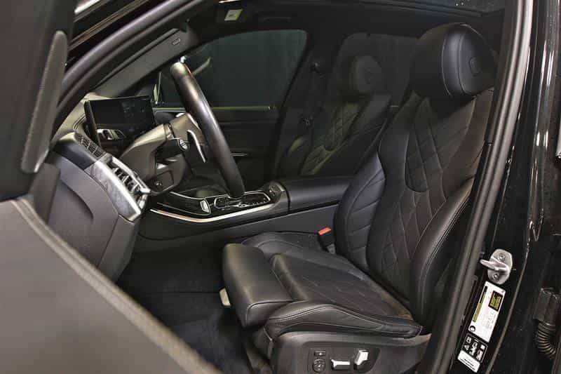 Image 16 BMW X5 xDrive40i véhicule d'activités sportives 2025