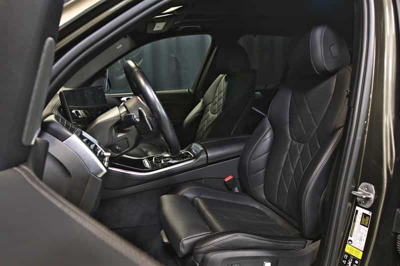 2024 BMW X5 xDrive40i M Sport Pro Package - Image 16