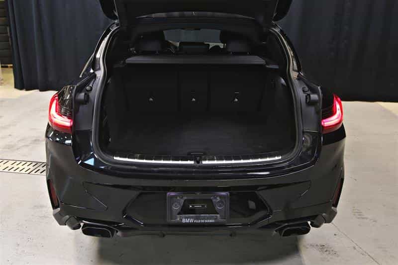 Image 9 BMW X4 M40i xDrive coupé d'activités sportives 2024