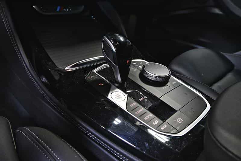 2024 BMW X4 M40i xDrive coupé d'activités sportives - Image 12