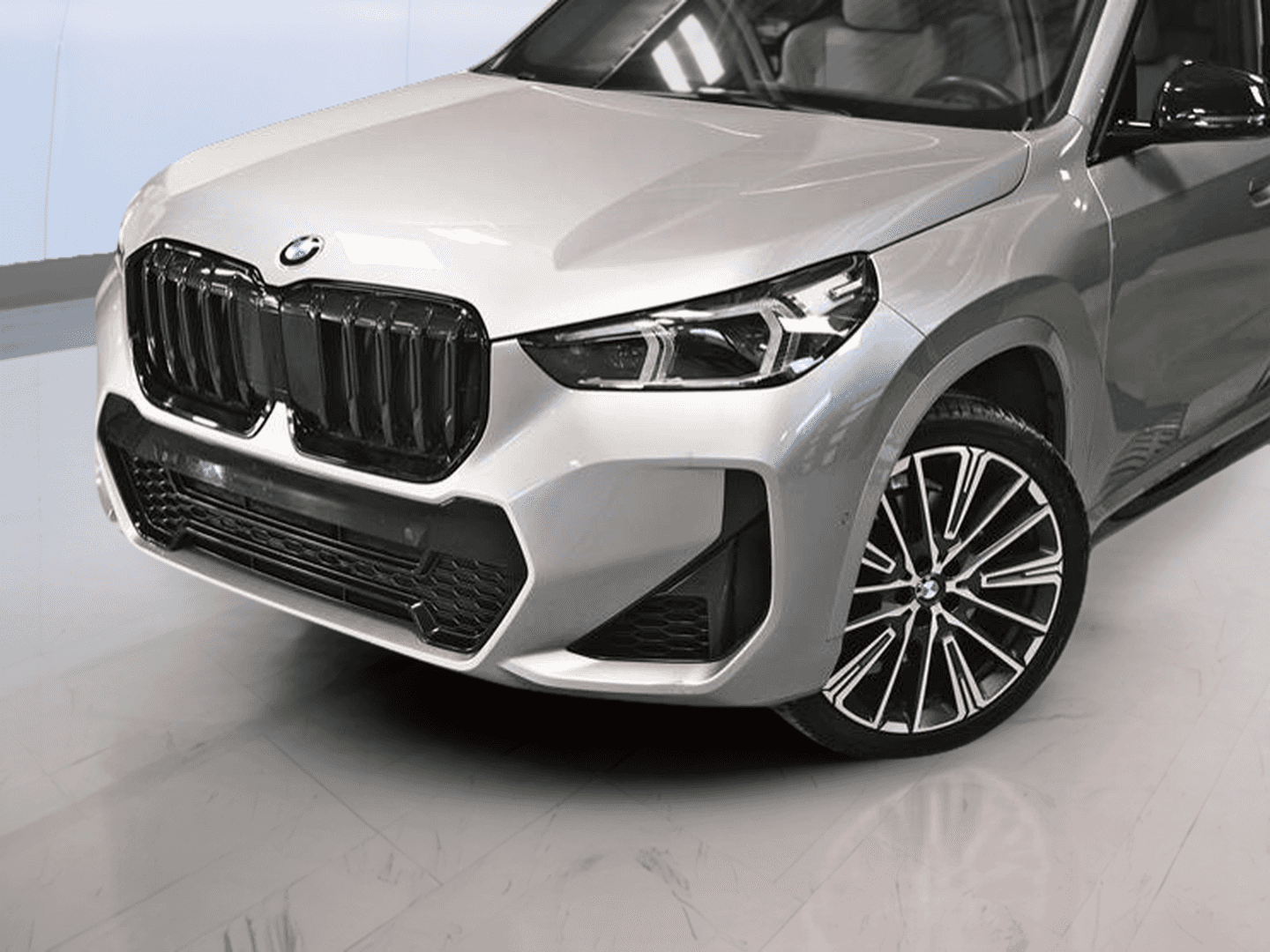 Image 2 BMW X1 xDrive28i M Sport Package 2024