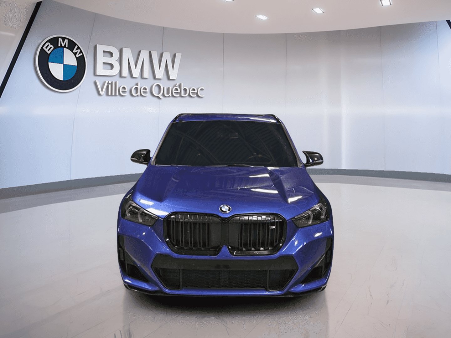 2024 BMW X1 M35i xDrive véhicule d'activités sportives - Image 3
