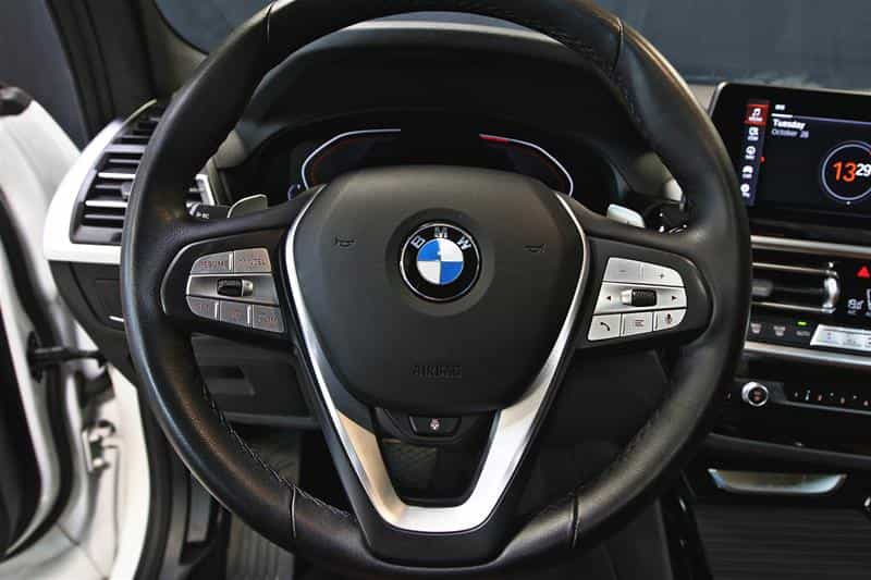 Image 15 BMW X3 xDrive30i véhicule d'activités sportives 2023