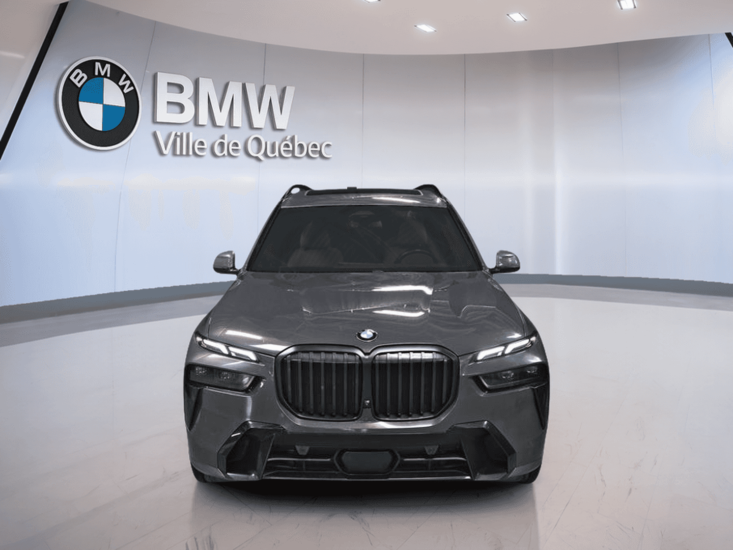 2023 BMW X7 xDrive40i M Sport Package - Image 3