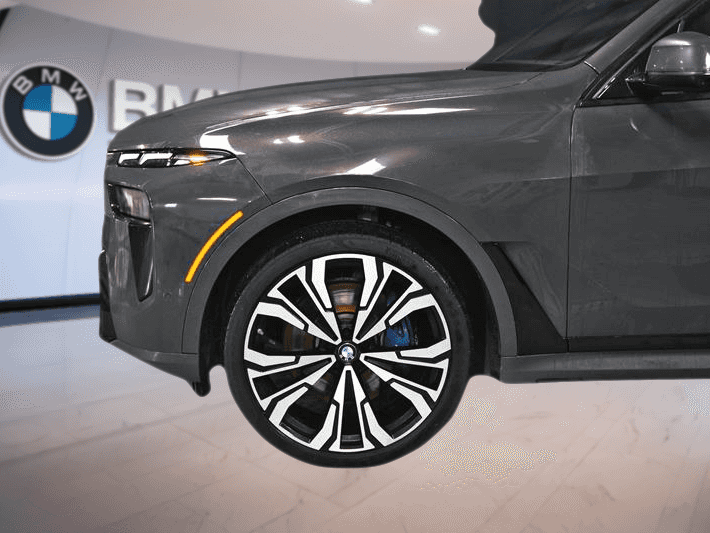 2023 BMW X7 xDrive40i M Sport Package - Image 6