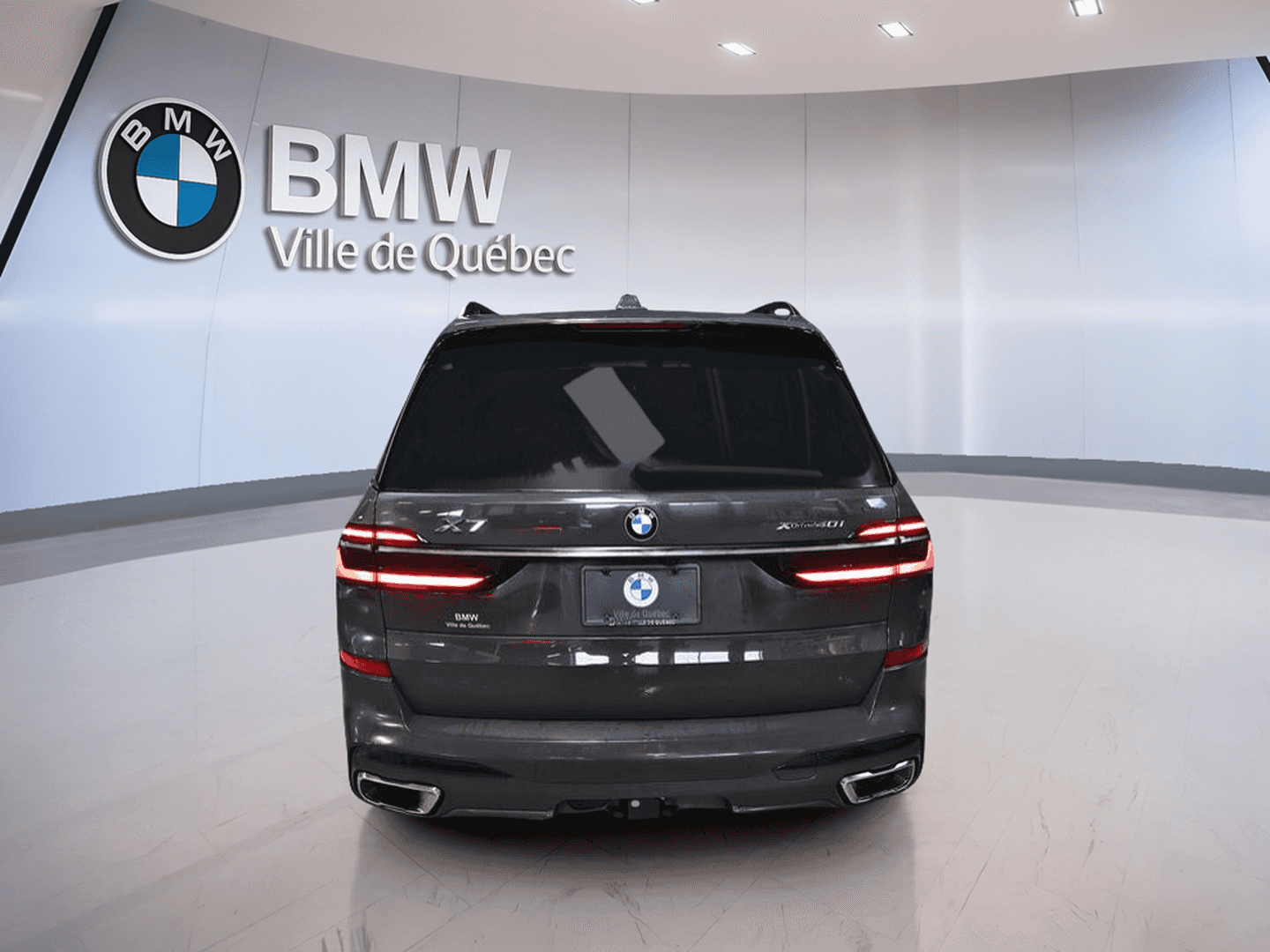 2023 BMW X7 xDrive40i M Sport Package - Image 7