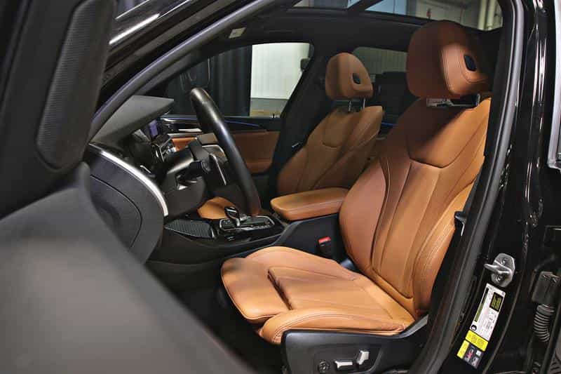 2024 BMW X3 xDrive30e hybride Premium Essential Package - Image 17