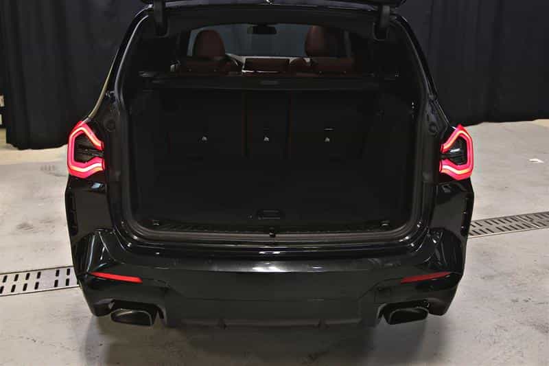 2022 BMW X3 xDrive30i M Sport Package - Image 9