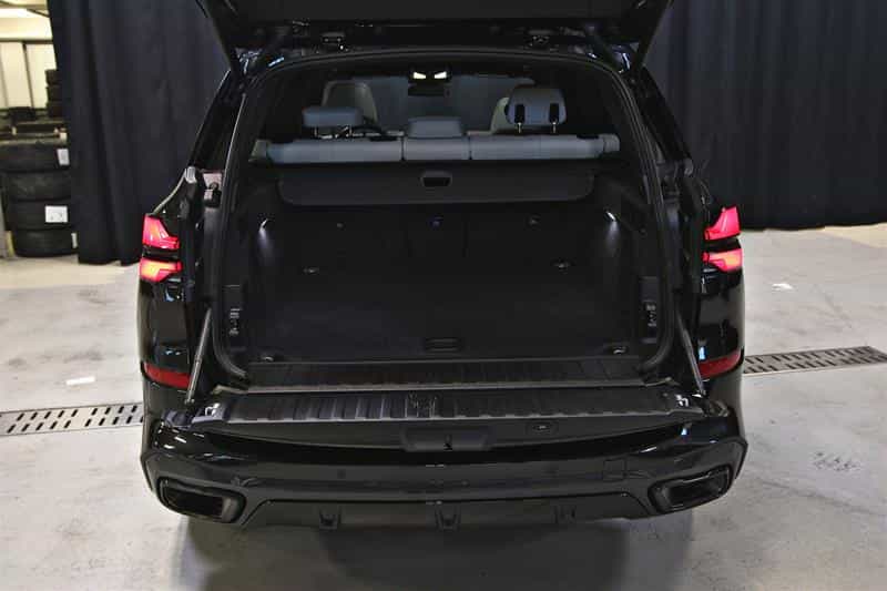 2025 BMW X5 xDrive40i Groupe M Sport - Image 9