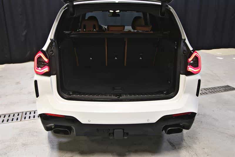 2024 BMW X3 xDrive30i M Sport Edition - Image 9