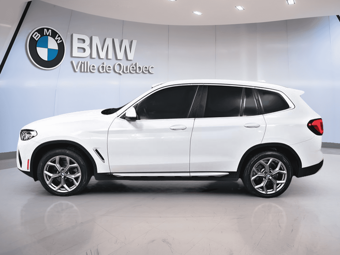 2023 BMW X3 xDrive30i Premium Package Essentia - Image 5