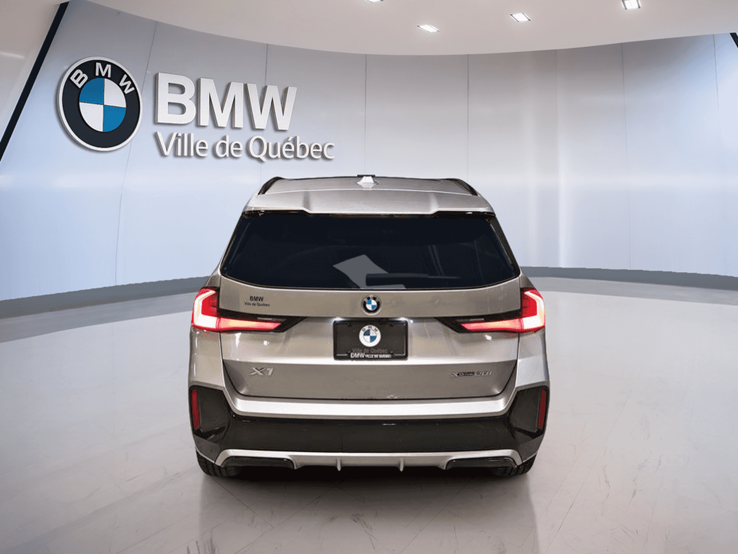 2023 BMW X1 xDrive28i Premium Essential Package- - Image 7