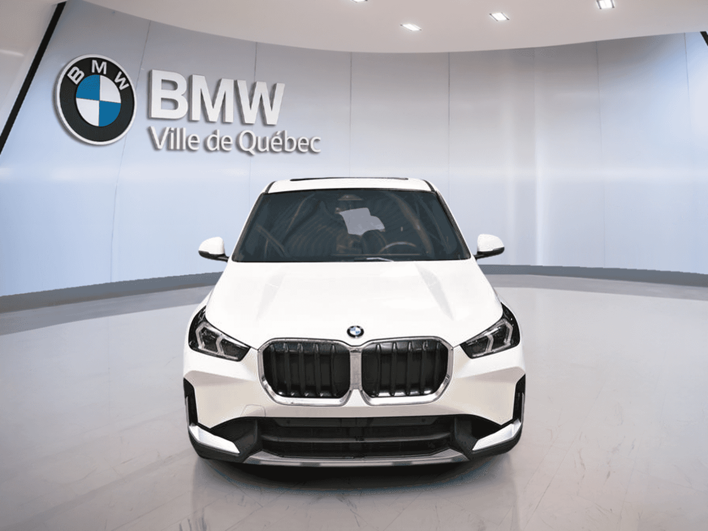 2023 BMW X1 xDrive28i Premium Essential Package - Image 3