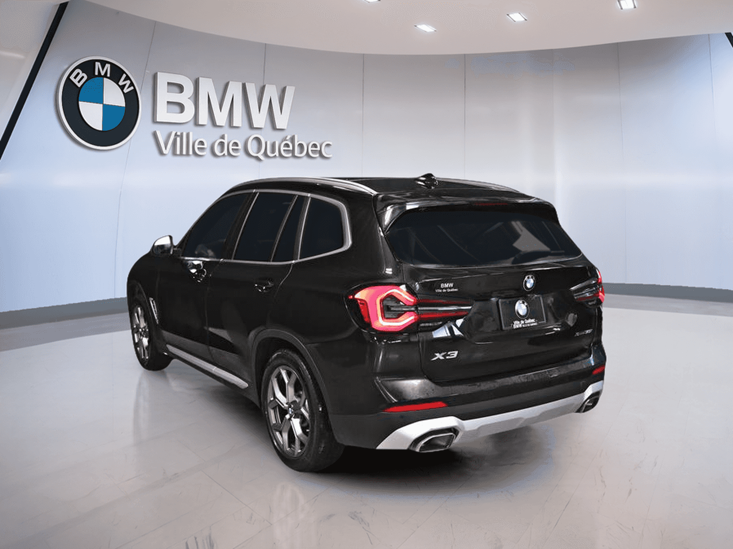 2022 BMW X3 xDrive30i Premium Package Essential - Image 10