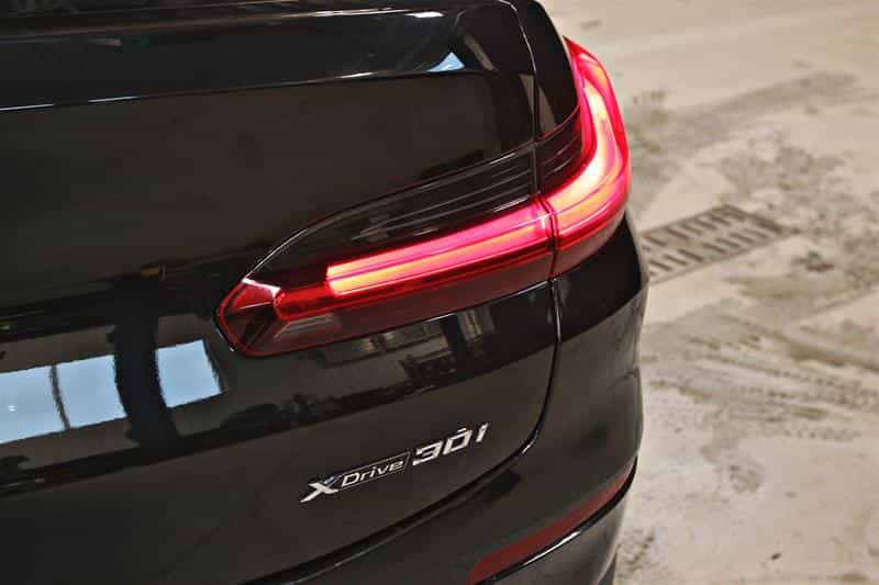 2022 BMW X4 xDrive30i coupé dactivités sportives - Image 8